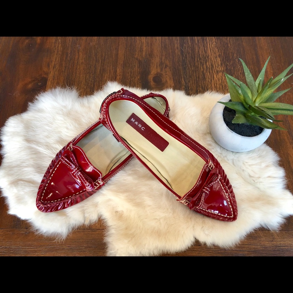 Marc Jacobs Leather Pointed Flats